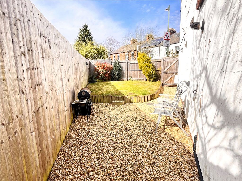 Property photo 2 of 12 Picture No. 30