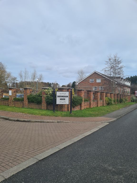 Property photo 2 of 7 Sheringham Entrance