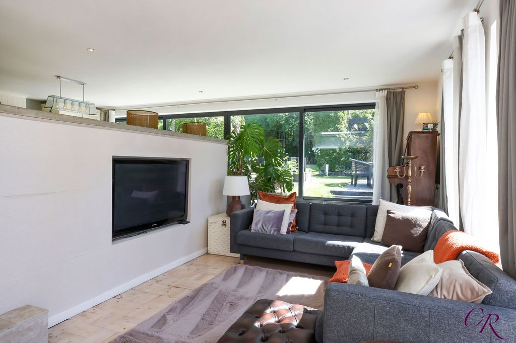 Property photo 3 of 21 Photo 20