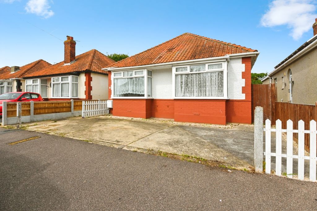 Property photo 1 of 16 Front