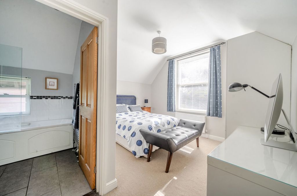 Additional image 16 of 6 bed detached house for saleFarnham Road, Liss GU33