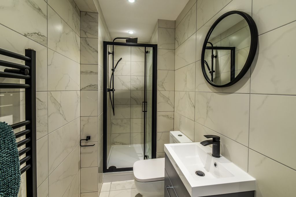 Property photo 3 of 5 Canning Place B208-005