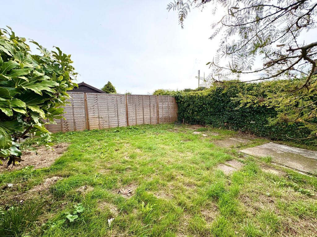 Property photo 2 of 7