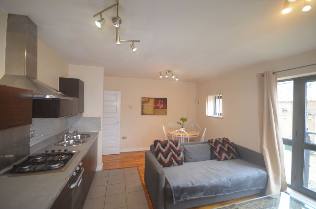 Property photo 2 of 4 Gallery