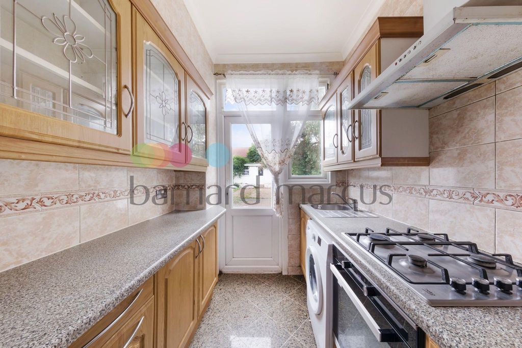 Property photo 3 of 8 View