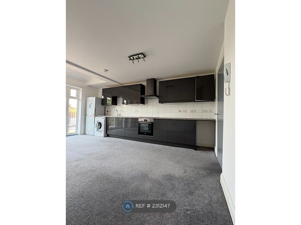 Property photo 1 of 12 Kitchen