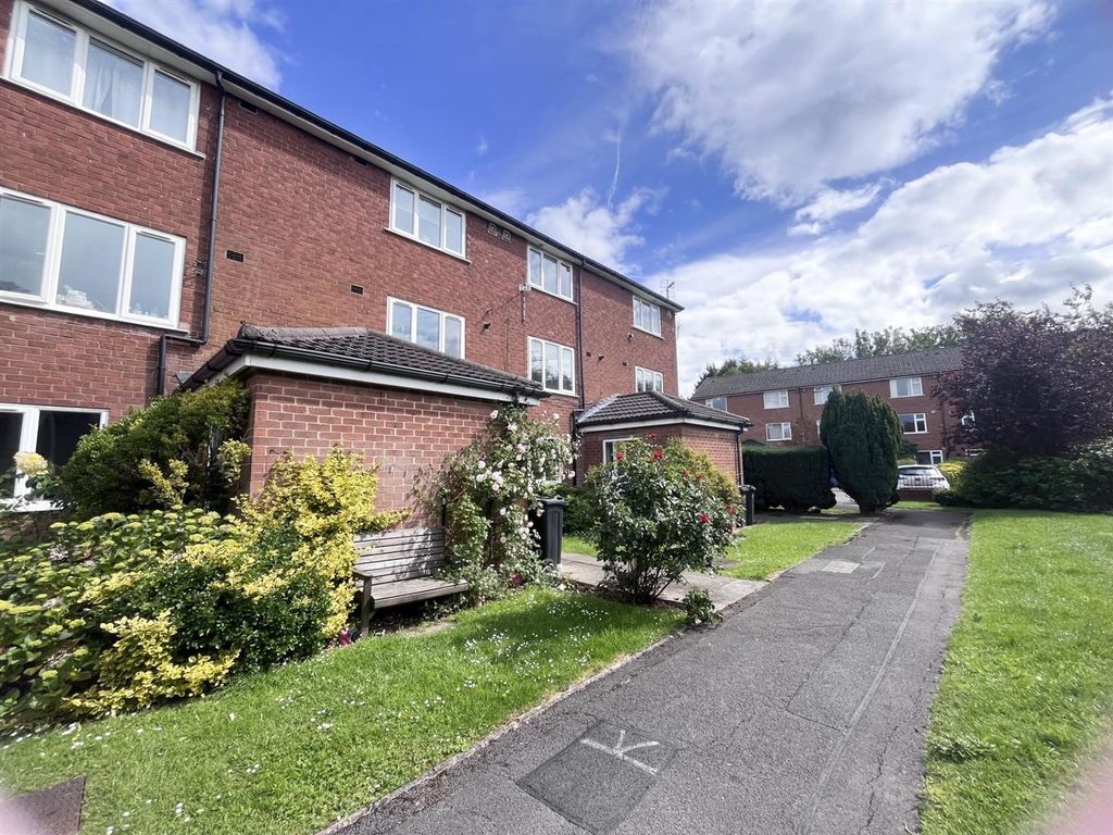 Property photo 1 of 6