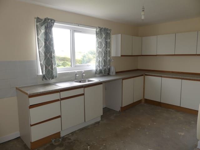 Property photo 3 of 38