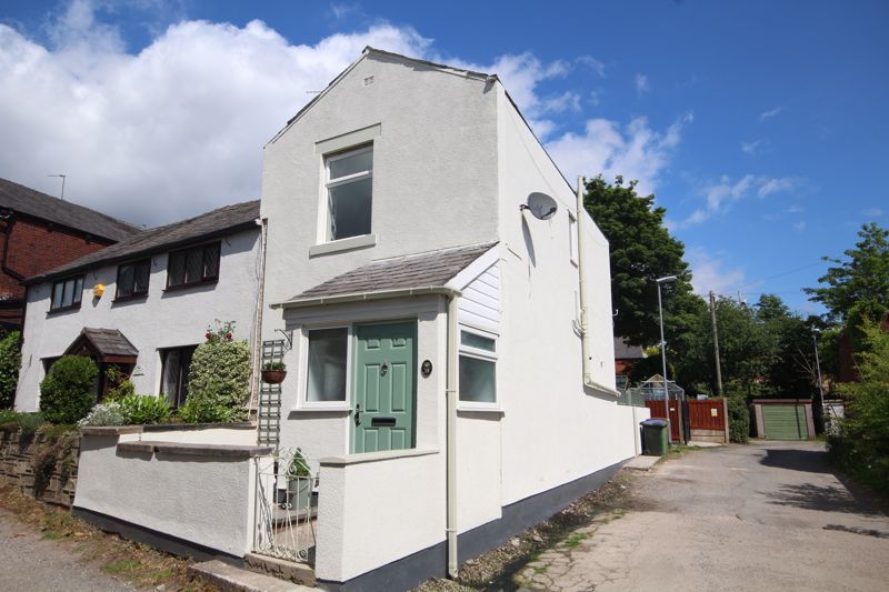 Property photo 1 of 8 House