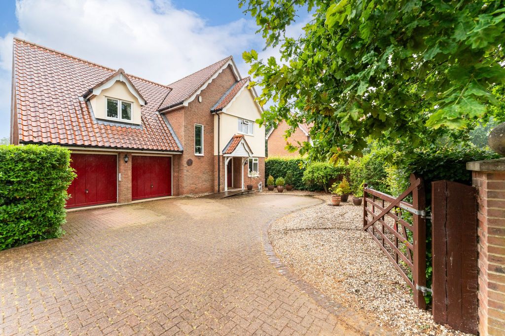 Property photo 1 of 22