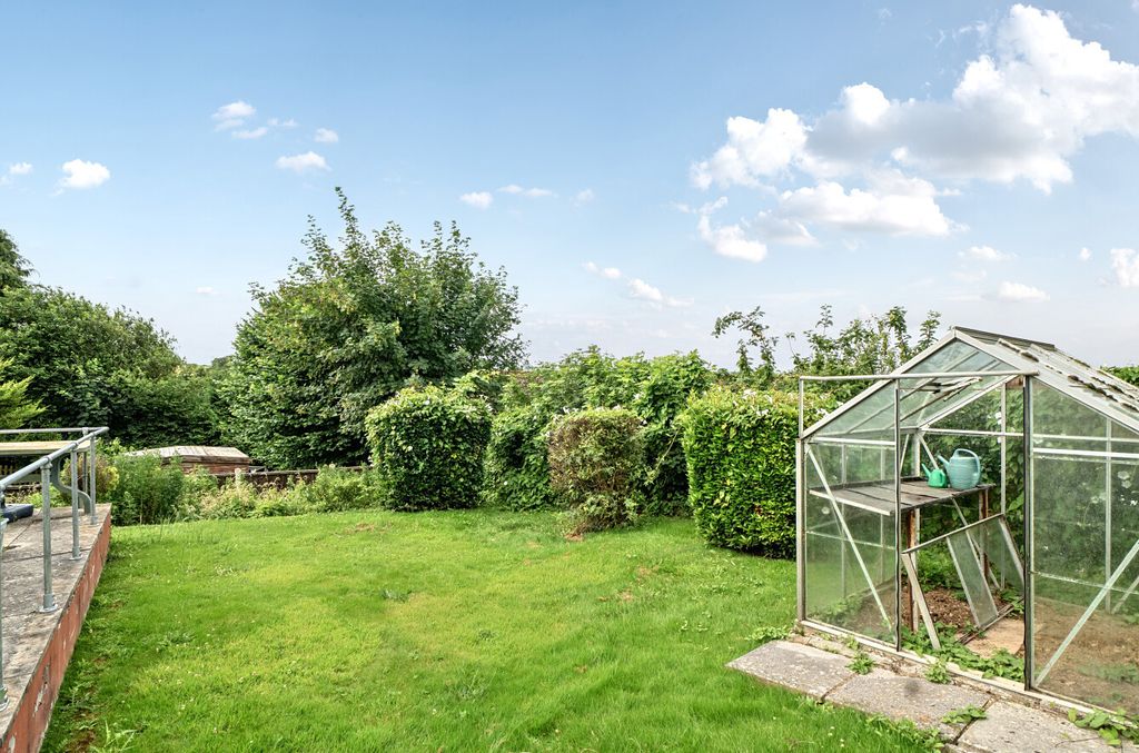 Property photo 2 of 14 1485407-1-6A42625...