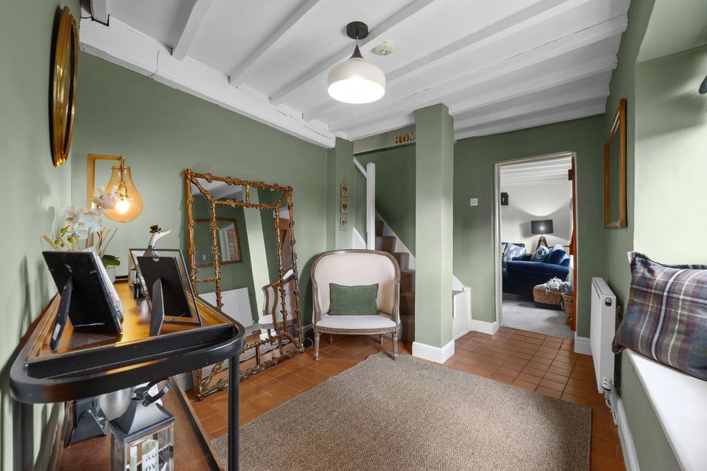 Property photo 3 of 43