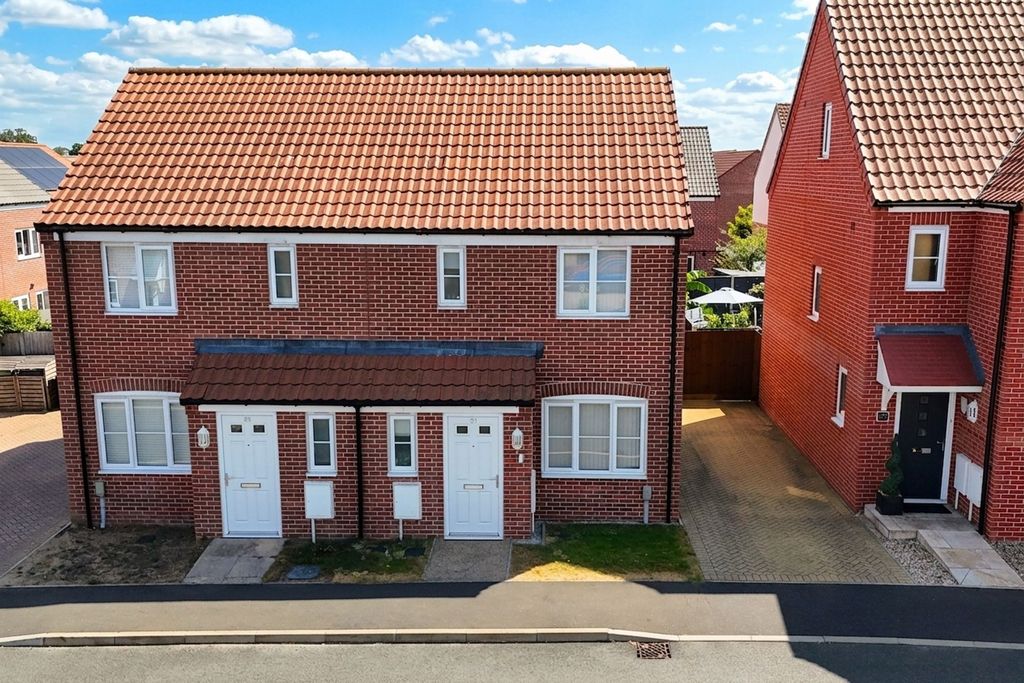 Property photo 1 of 31