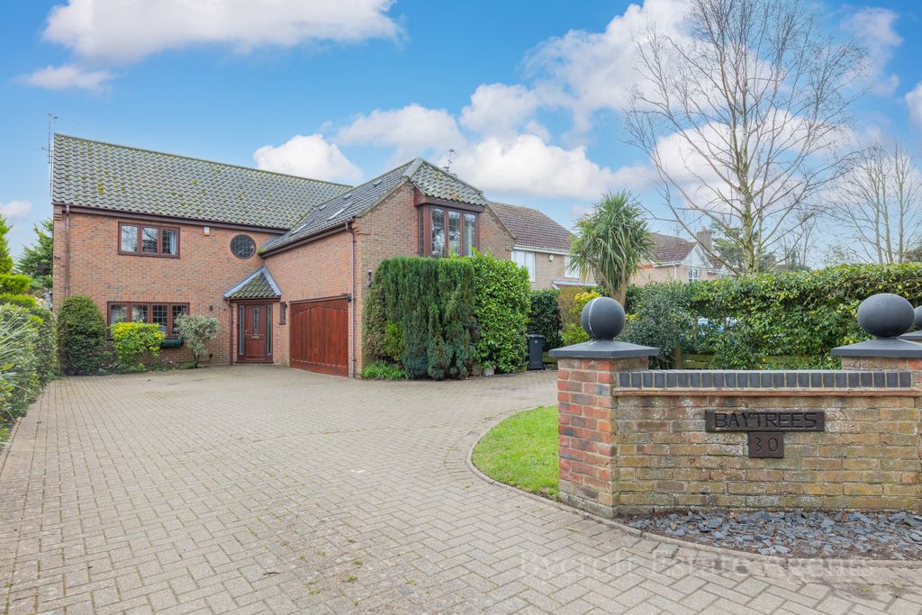 Property photo 1 of 22