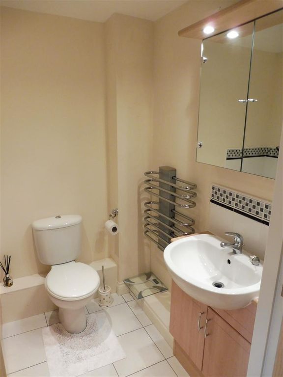 Property photo 3 of 9