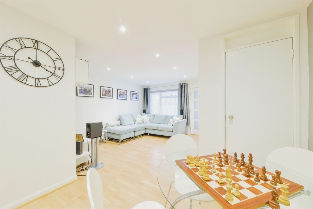 Property photo 3 of 8 Living Room