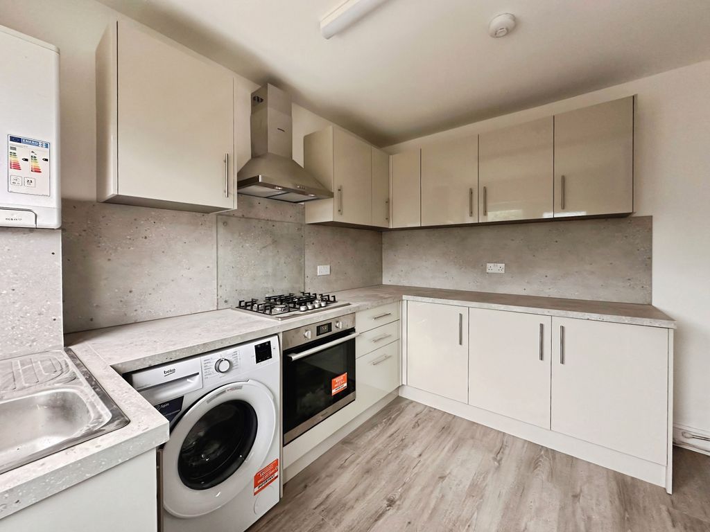 Property photo 2 of 12 Kitchen