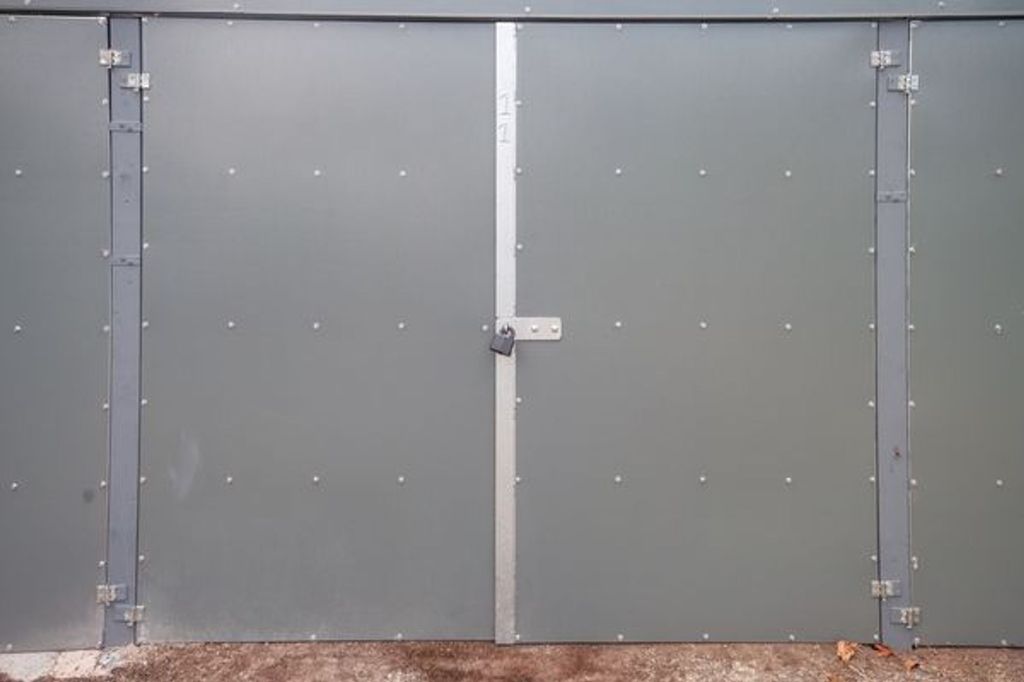 Property photo 1 of 2