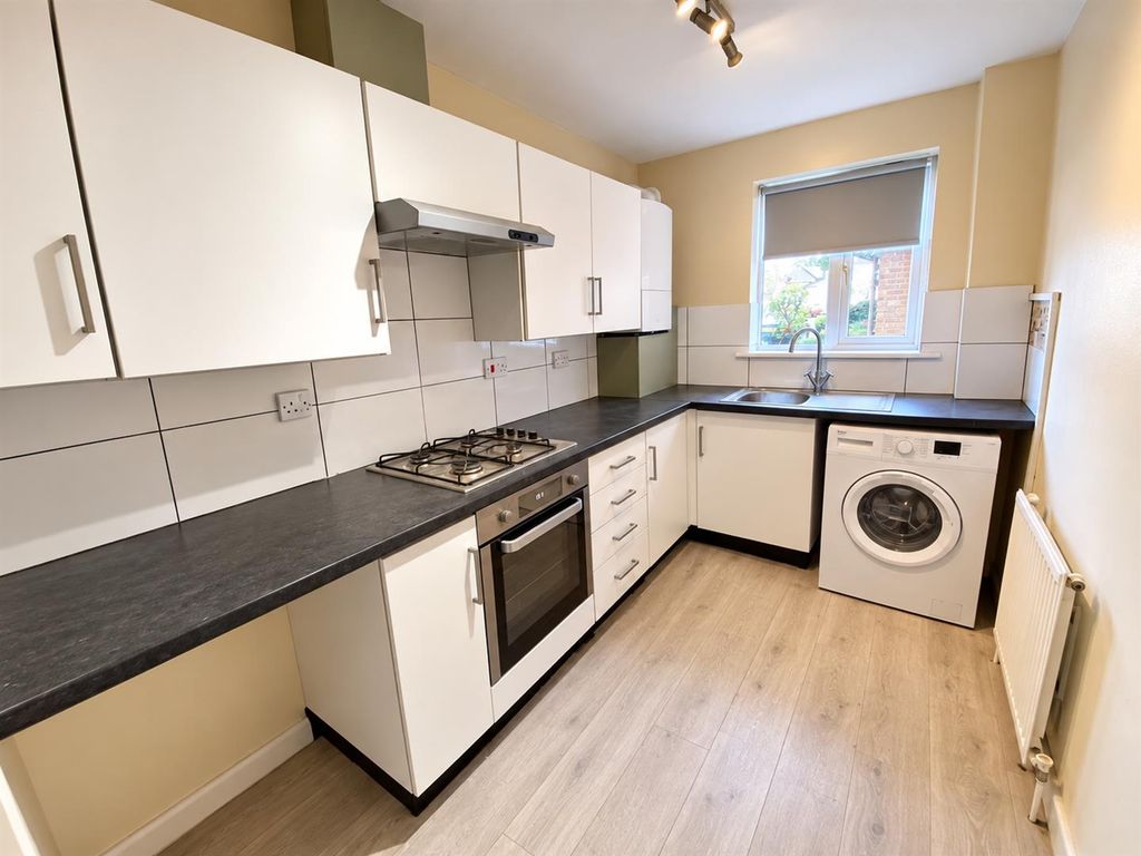 Property photo 3 of 6 Kitchen.Png