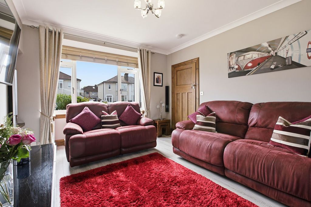 Property photo 2 of 29