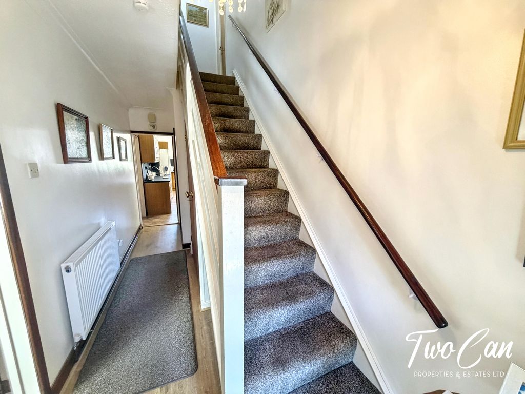 Property photo 2 of 29