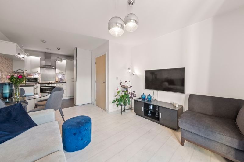 Property photo 3 of 18 Photo 13