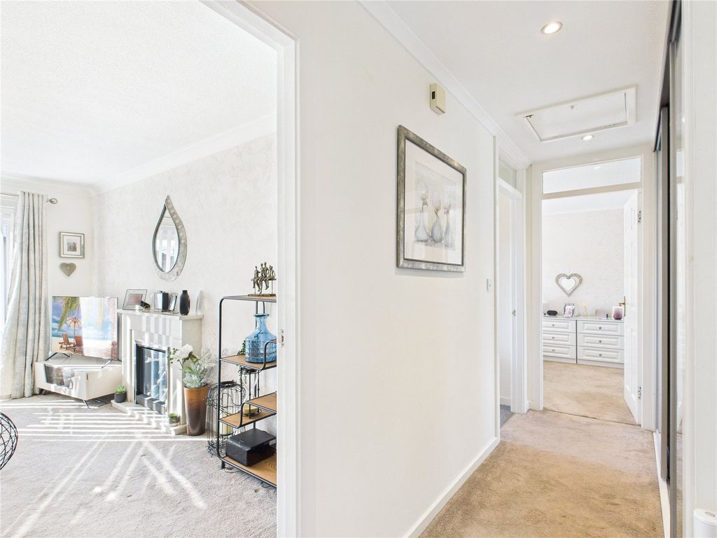 Property photo 3 of 9 Picture No. 02