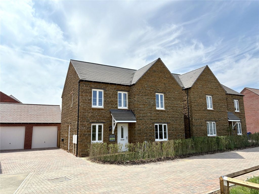Property photo 1 of 18 Plot 171