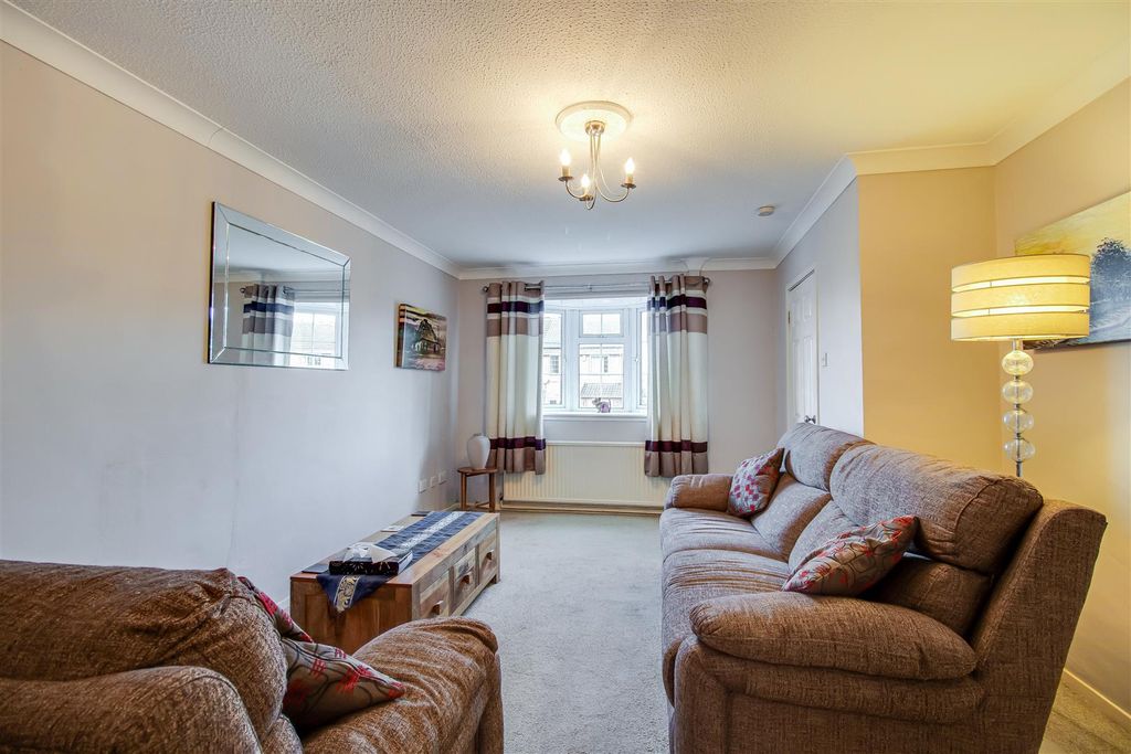 Property photo 3 of 12 Living Room