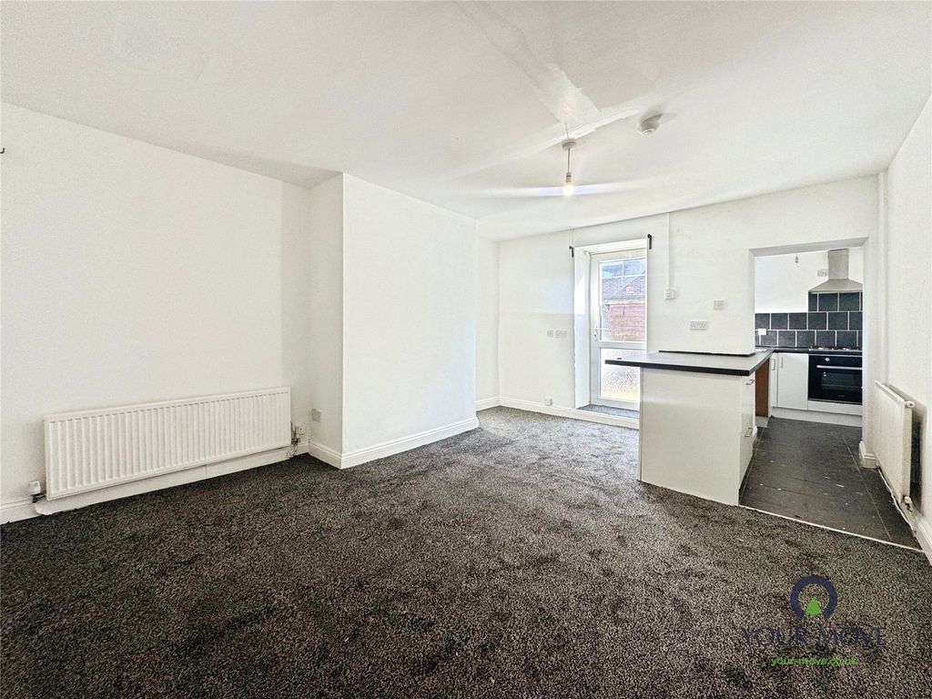 Property photo 2 of 11 Picture No. 09