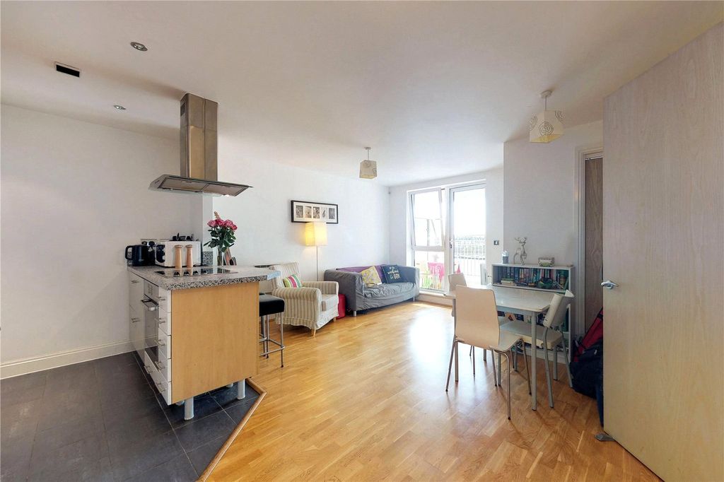 Property photo 2 of 10 Picture No. 09