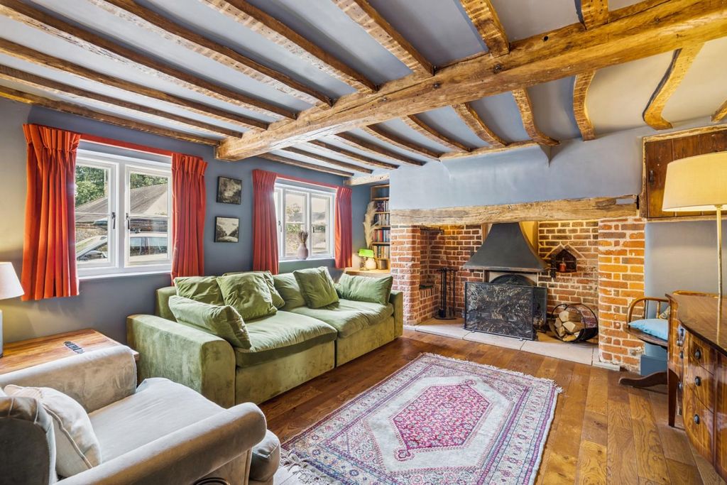 Property photo 3 of 24 Sitting Room