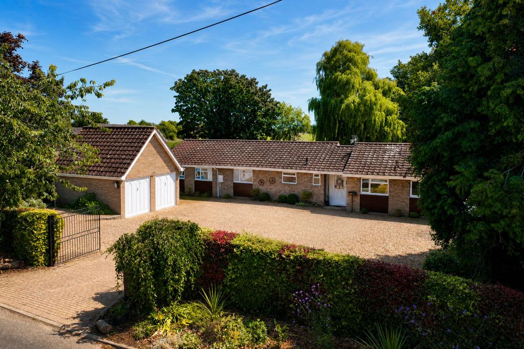 Property photo 1 of 33