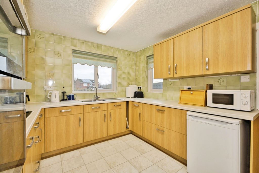 Property photo 2 of 18 Pbox-Img.Jpg