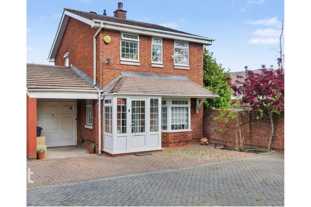 Property photo 1 of 10