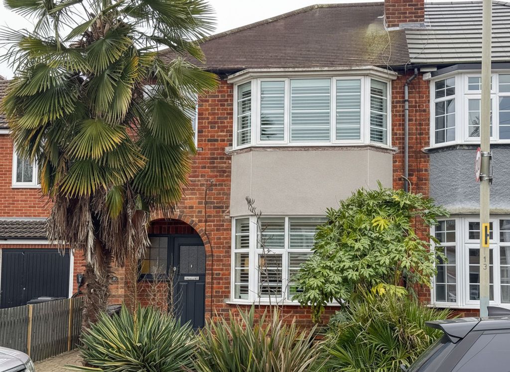 Property photo 1 of 24