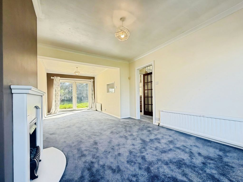 Property photo 3 of 11 Pbox-Img.Jpeg