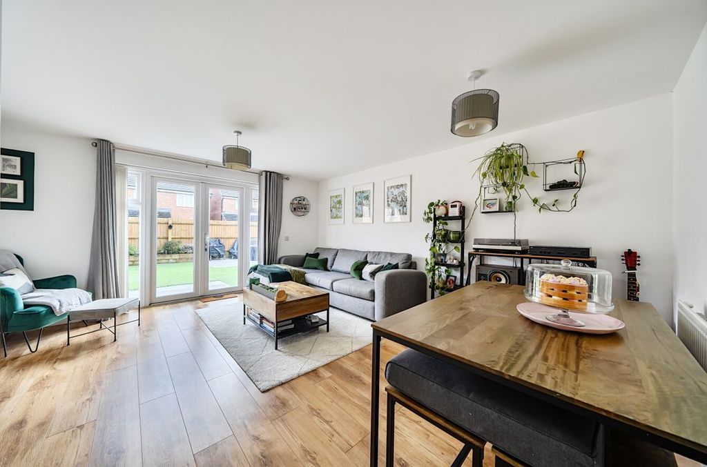 Property photo 2 of 20 1419693569A1Bc9c51728