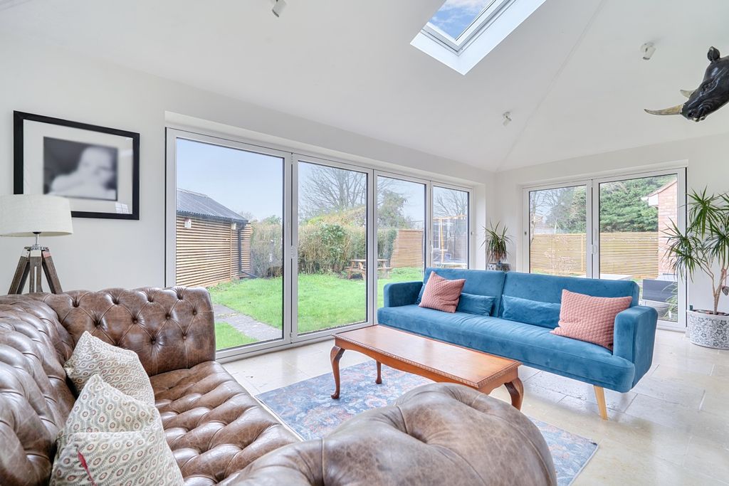 Property photo 3 of 18 1415333-17-698c94B11B702