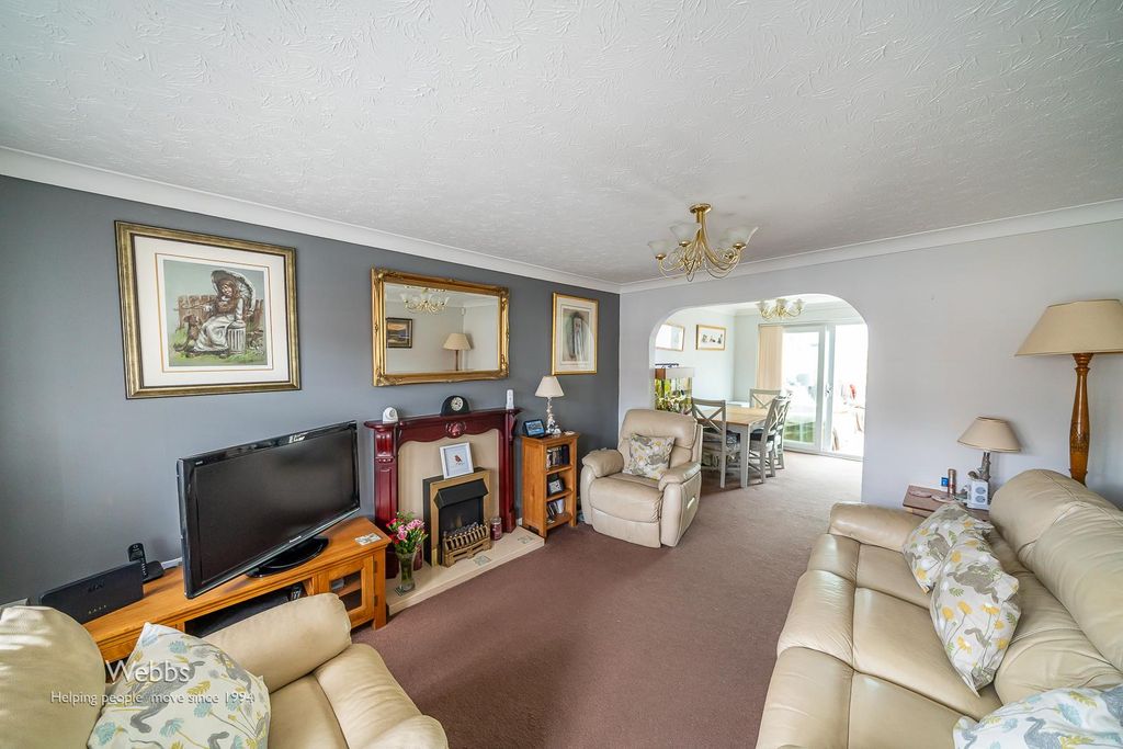 Property photo 3 of 26 Â© Webbs Estate Agents Â© (61 Of 93).Jpg