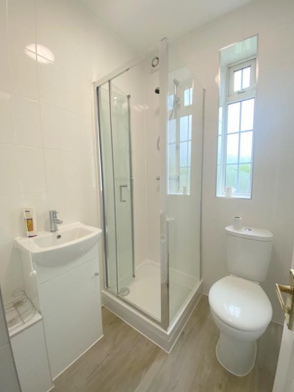 Property photo 3 of 3