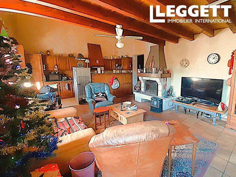 Property photo 3 of 10