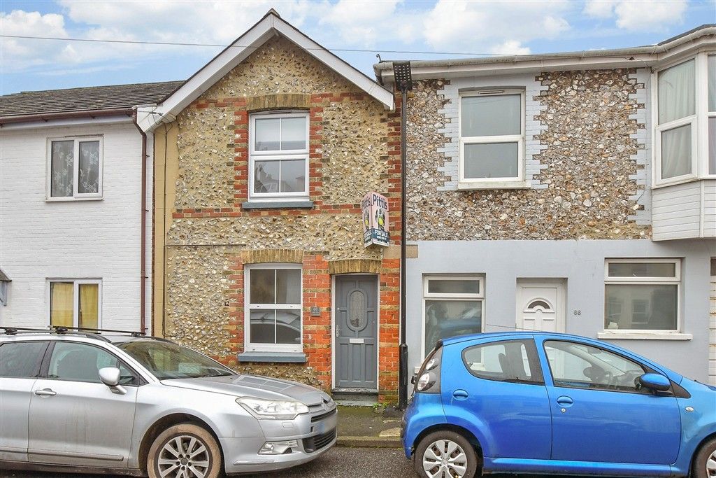 Property photo 1 of 15 Front Aspect