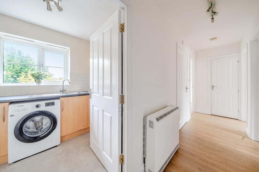 Property photo 2 of 16 Kitchen