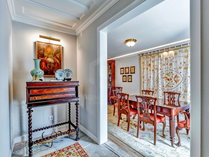 Property photo 3 of 48