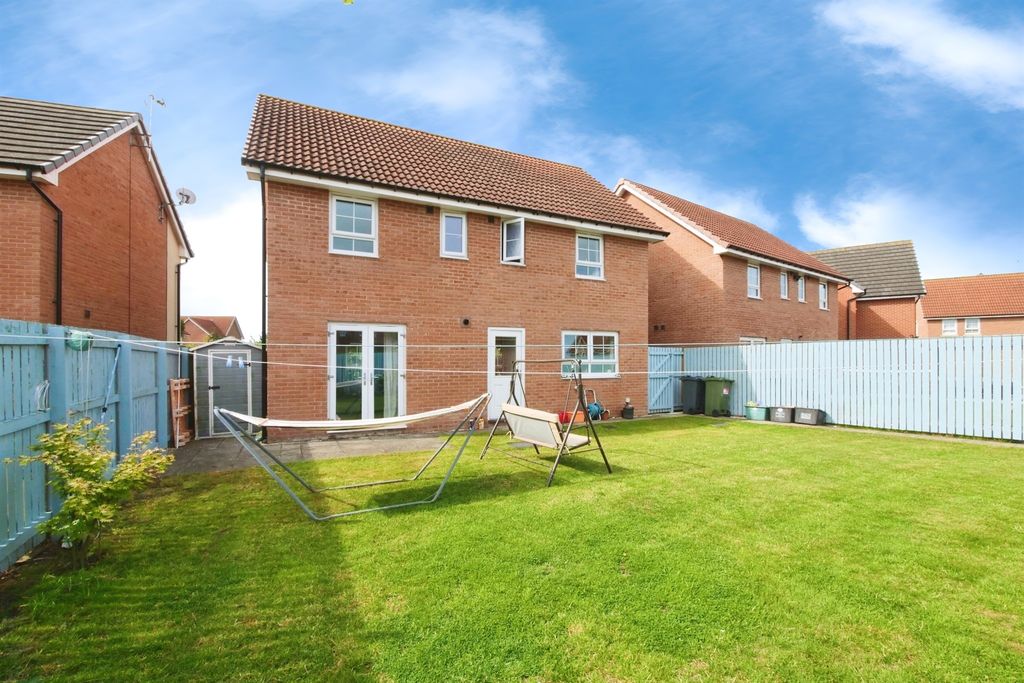 Property photo 2 of 17