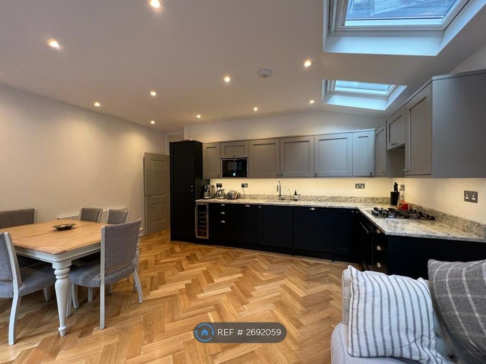 Property photo 1 of 17 Living Area