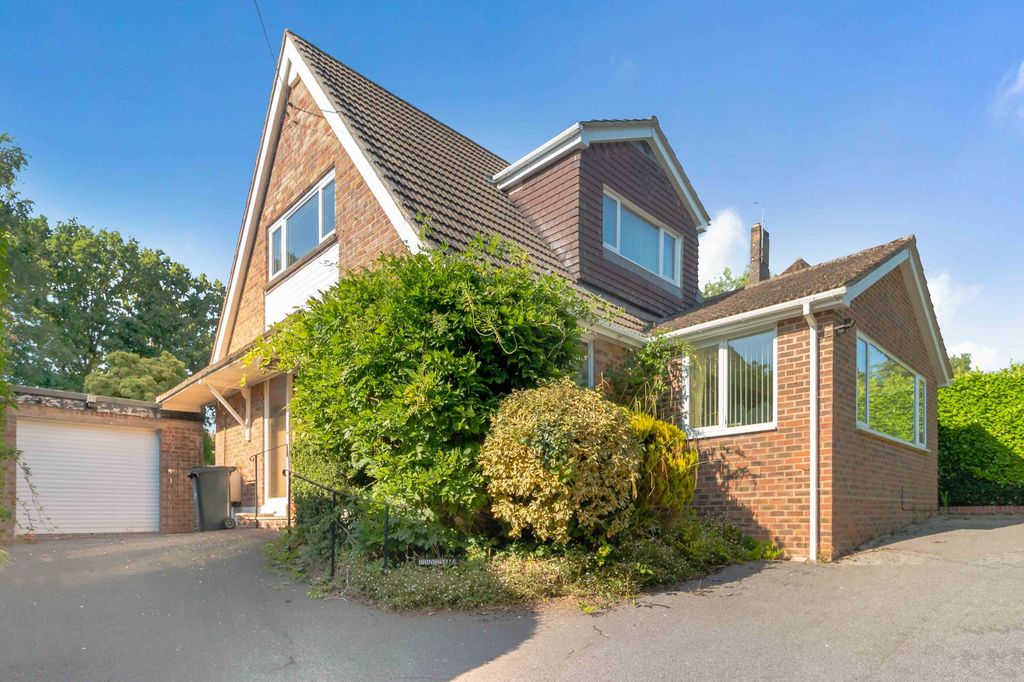 Property photo 1 of 30