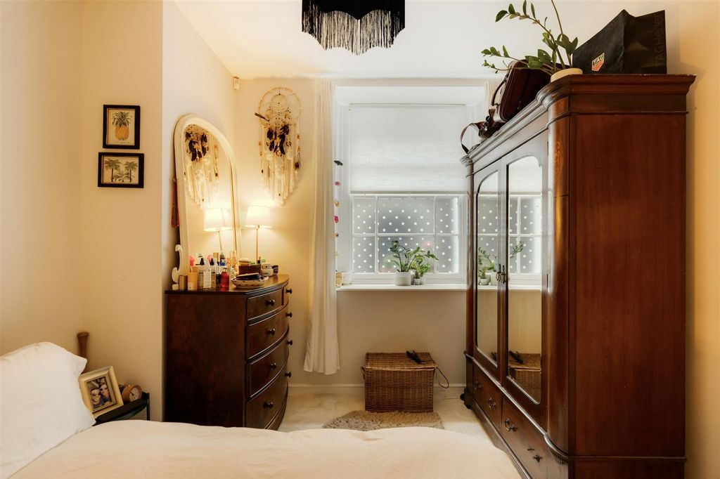 Property photo 3 of 25 11.Jpg