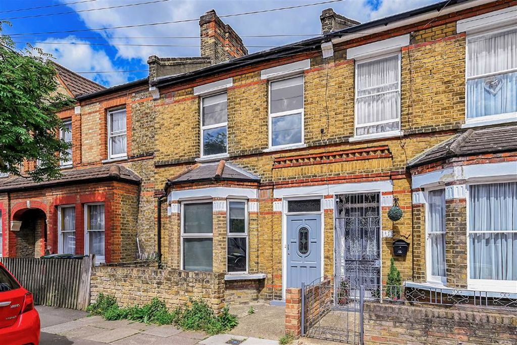 Property photo 1 of 7